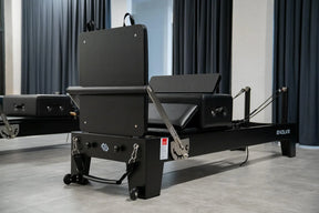 Evolve Ultra Series Pilatese Reformer